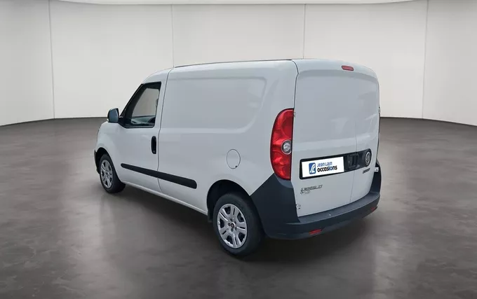 FIAT DOBLO CARGO FT 1.6 MULTIJET 105 BUSINESS extérieur trois quart arrière gauche 106345