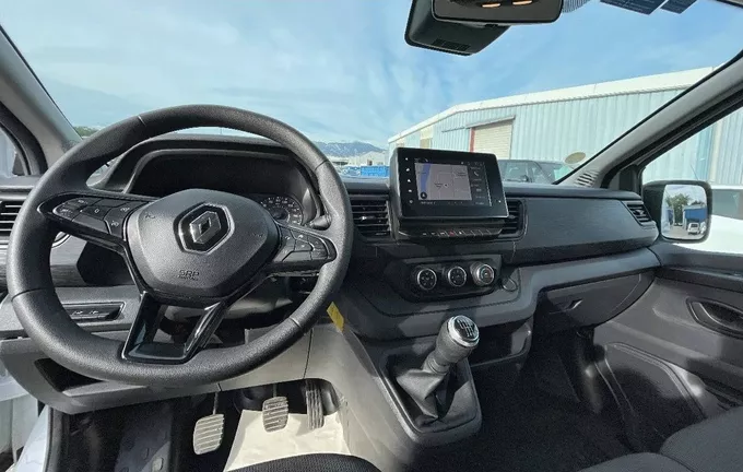 RENAULT TRAFIC L2 dCi 150 Energy S&S Zen extérieur trois quart avant droit 944263