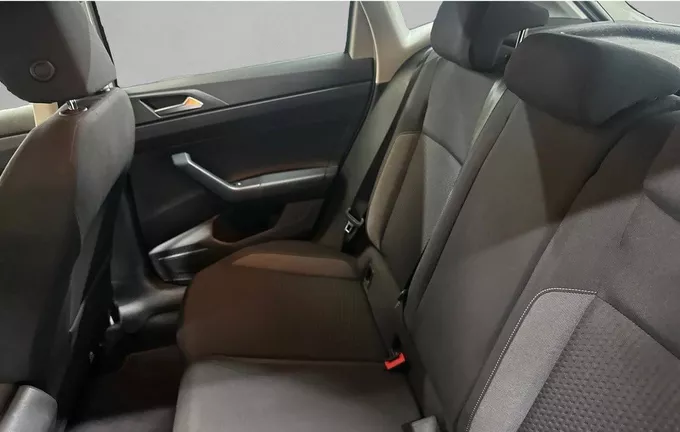 VOLKSWAGEN POLO 1.0 TSI 95 S&S BVM5 Life extérieur arrière 2125270