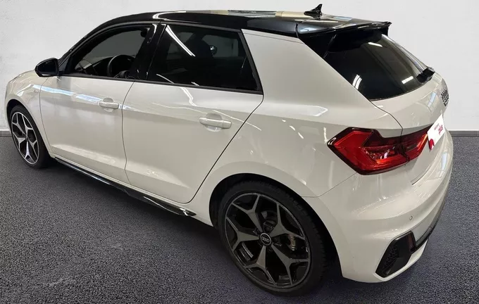 AUDI A1 Sportback 35 TFSI 150 ch S tronic 7 S Line Plus extérieur trois quart arrière gauche 2126684