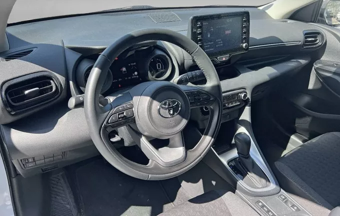 TOYOTA YARIS Hybride 116h Design photo 11 1103480