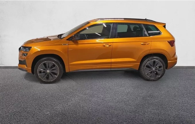 SKODA KAROQ 1.5 TSI 150 ch ACT DSG7 Sportline extérieur trois quart arrière gauche 2131207