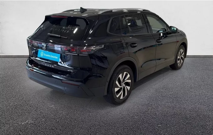 VOLKSWAGEN TIGUAN 1.5 eTSI 130ch DSG7 VW Edition extérieur avant 2125978