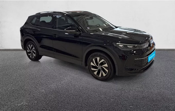 VOLKSWAGEN TIGUAN 1.5 eTSI 130ch DSG7 VW Edition photo 10 2125978