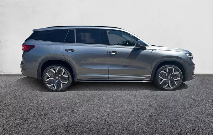 SKODA KODIAQ 1.5 TSI 204 ch PHEV DSG6 5pl Sportline extérieur côté droit 2129901