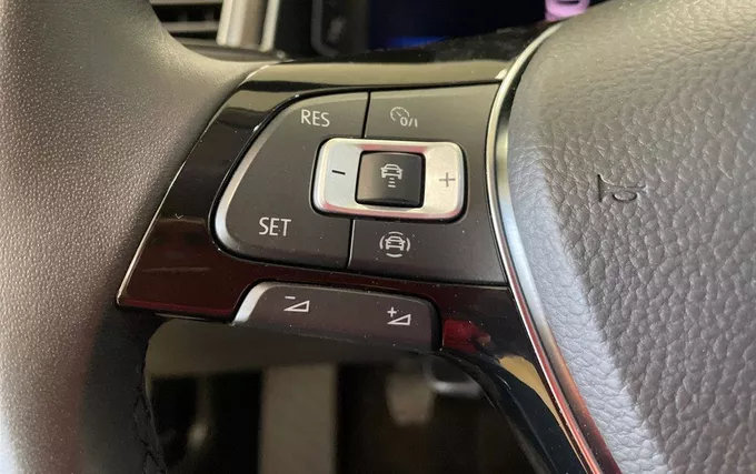 VOLKSWAGEN T-ROC 1.6 TDI 115 Start/Stop BVM6 photo 19 213363