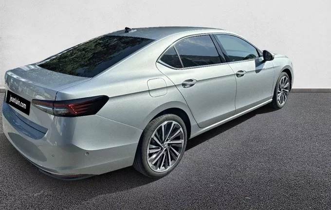 SKODA SUPERB Berline 1.5 TSI mHEV 150 ch ACT DSG7 Laurin & Klement extérieur trois quart arrière droit 9634