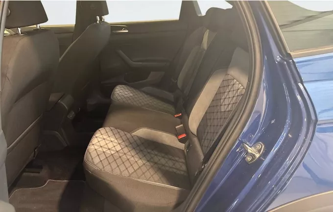 VOLKSWAGEN TAIGO 1.5 TSI 150 DSG7 R-Line Edition extérieur arrière 2129050