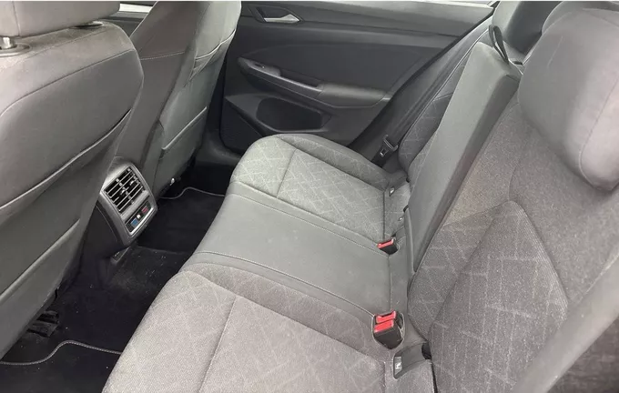 VOLKSWAGEN GOLF 1.0 TSI OPF 110 BVM6 Life extérieur arrière 2129389