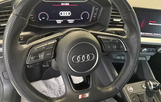 AUDI A1 Sportback 30 TFSI 110 ch S tronic 7 S Line photo 12 2130511