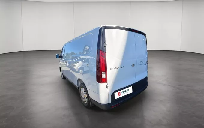 MAXUS DELIVER7 FOURGON L2H1 2.0D 150 CH extérieur trois quart arrière gauche 6803068