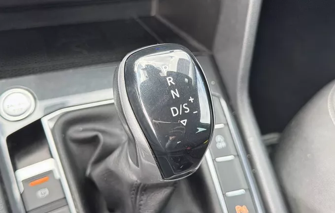 VOLKSWAGEN TIGUAN 2.0 TDI 150ch DSG7 Life Business photo 18 212975