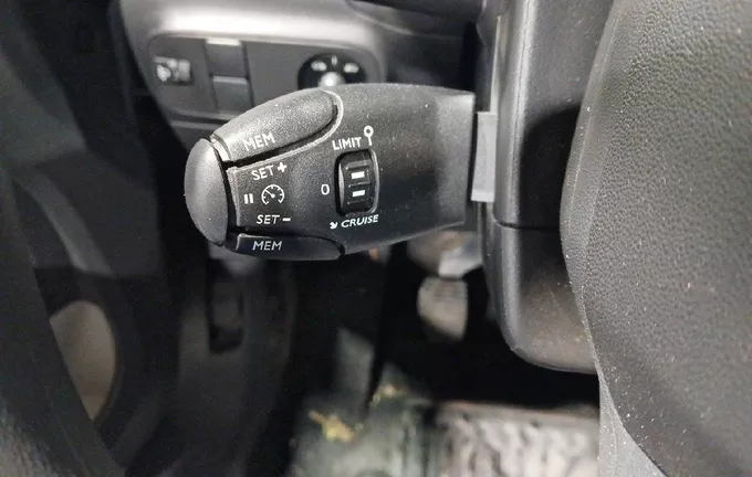CITROEN C3 PureTech 110 S&S BVM6 Feel Pack photo 15 3013318