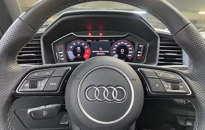 AUDI A1 Sportback 35 TFSI 150 ch S tronic 7 S Line photo 12 2131780