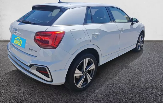 AUDI Q2 30 TFSI 110 BVM6 Advanced extérieur trois quart arrière droit 213365