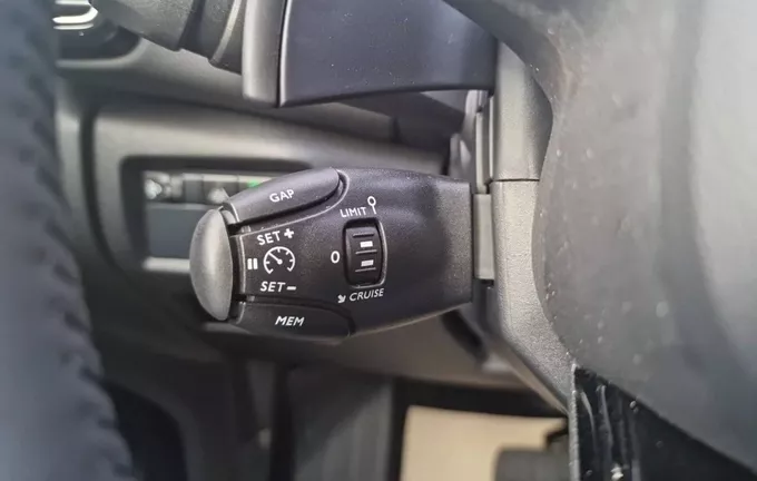 CITROEN C5 AIRCROSS Hybride 136 e-DCS6 Max photo 19 944036