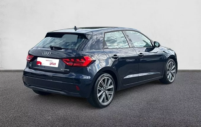 AUDI A1 Sportback 30 TFSI 110 ch S tronic 7 Advanced 2 extérieur trois quart arrière droit 2129503