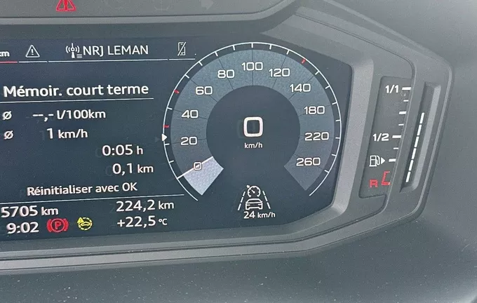 AUDI A1 Sportback 30 TFSI 110 ch S tronic 7 Advanced 2 photo 16 2129503