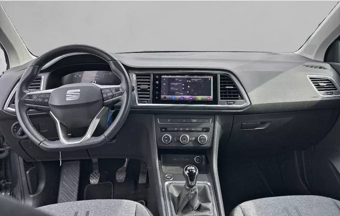SEAT ATECA 2.0 TDI 115 ch Start/Stop Style extérieur trois quart avant droit 2125930