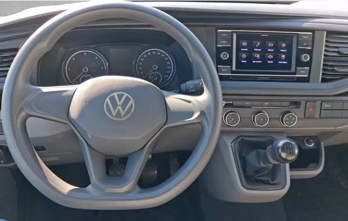 VOLKSWAGEN UTILITAIRES TRANSPORTER 6.1 VAN L1H1 2.0 TDI 150 BVM6 BUSINESS extérieur trois quart avant droit 106257