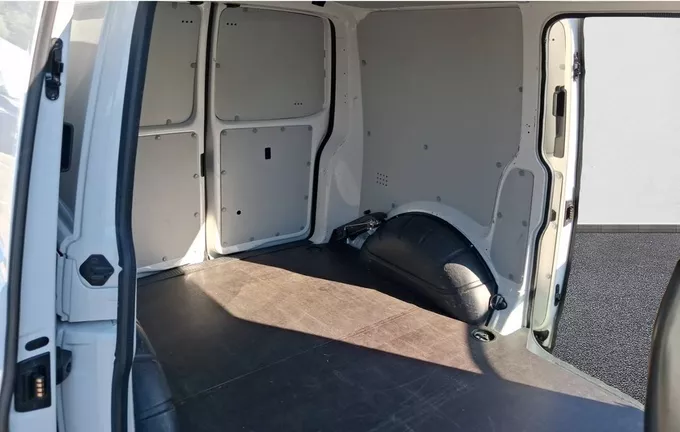 VOLKSWAGEN UTILITAIRES TRANSPORTER 6.1 VAN L1H1 2.0 TDI 150 BVM6 BUSINESS extérieur arrière 106257