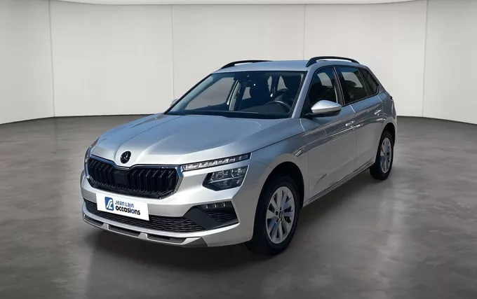 SKODA KAMIQ 1.0 TSI Evo 2 116 ch DSG7 Selection extérieur trois quart avant gauche 2131487