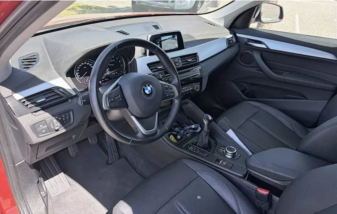 BMW X1 sDrive 18i 140 ch xLine photo 13 213075