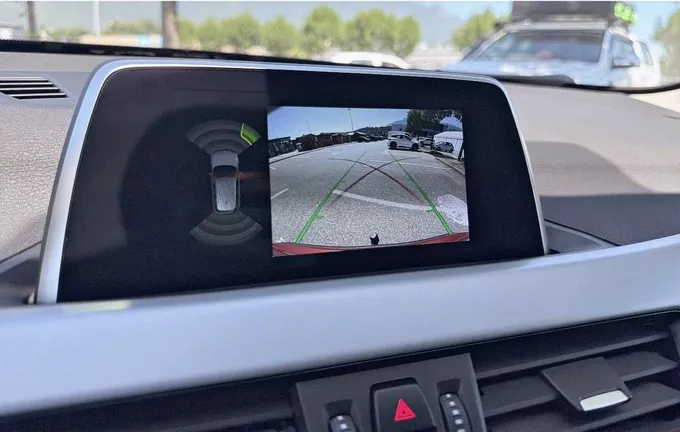 BMW X1 sDrive 18i 140 ch xLine photo 15 213075