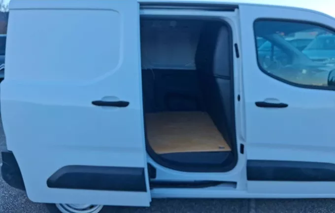 FIAT DOBLO FOURGON M 650KG BLUEHDI 100 S&S BVM6 photo 19 106155