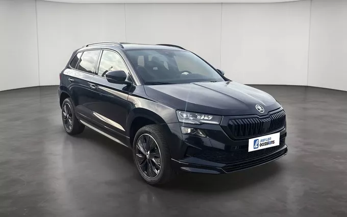SKODA KAROQ 1.5 TSI Evo 2 150 ch ACT DSG7 Sportline extérieur trois quart avant droit 2131915