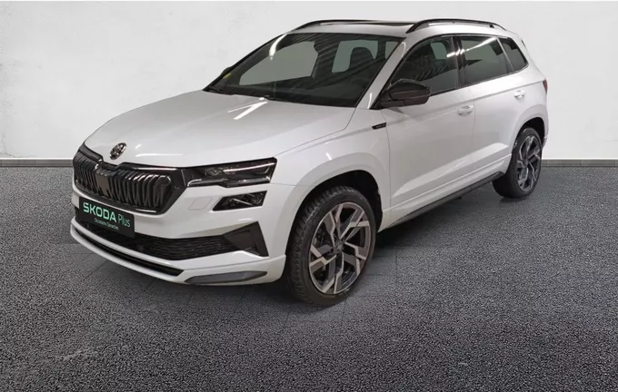 SKODA KAROQ 2.0 TDI 150 ch SCR DSG7 4x4 Sportline extérieur trois quart avant gauche 2130110