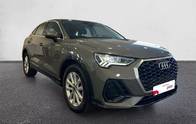 AUDI Q3 Sportback 45 TFSIe 245 ch S tronic 6 extérieur trois quart avant droit 2131236