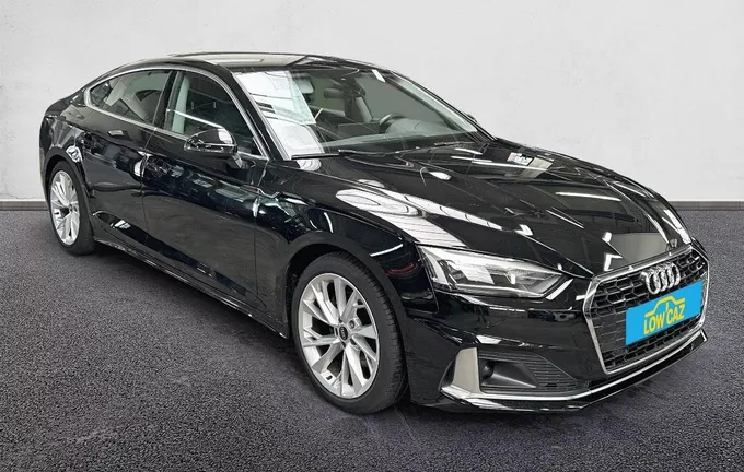 AUDI A5 Sportback 35 TFSI 150 S tronic 7 Business Line extérieur trois quart avant droit 212679