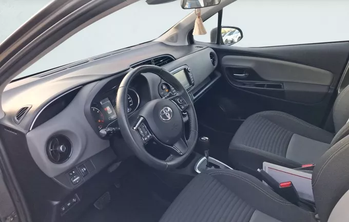 TOYOTA YARIS 110 VVT-i CVT Ultimate photo 11 1103963