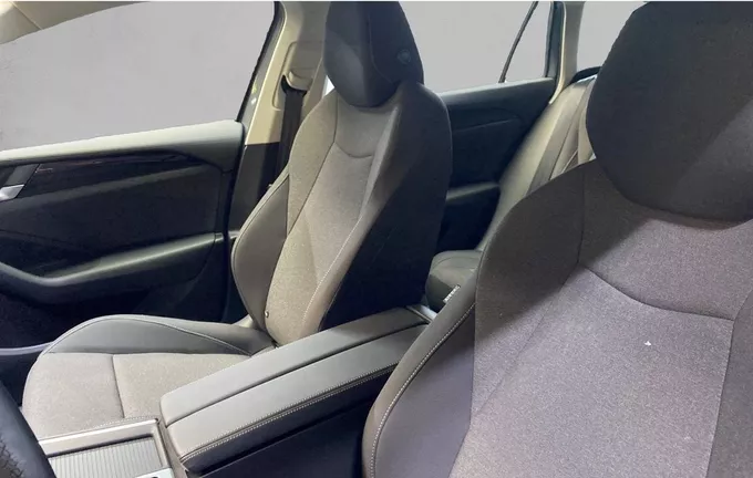 VOLKSWAGEN PASSAT 1.5 eHybrid 204 DSG6 extérieur trois quart arrière droit 2127243
