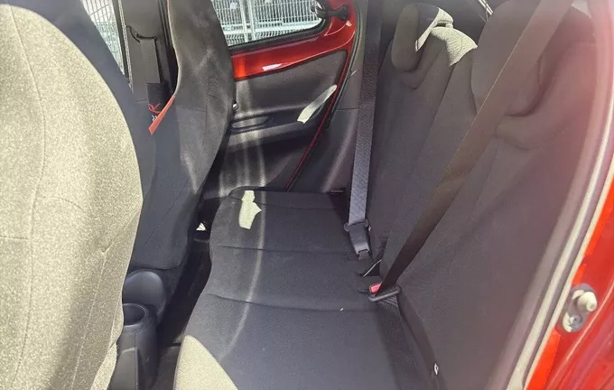 TOYOTA AYGO X 1.0 VVT-i 72 Design photo 17 1103817