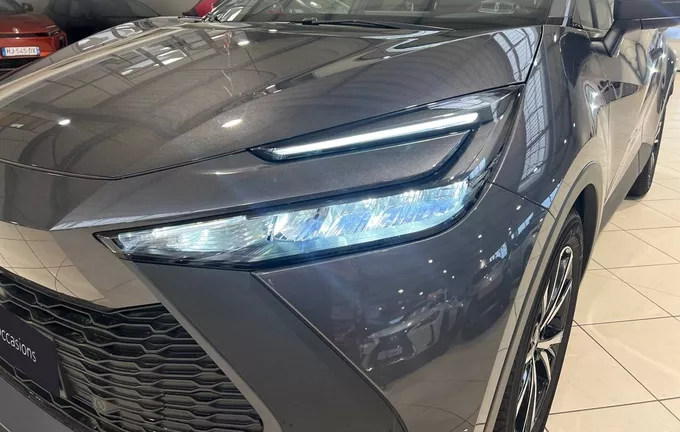 TOYOTA C-HR Hybride 200 Design photo 19 1103060