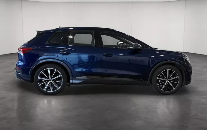 AUDI Q4 E-TRON 45 285 ch 82 kWh extérieur côté droit 2132077
