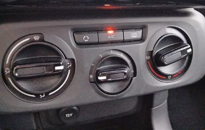 CITROEN C3 PureTech 83 S&S BVM5 YOU! photo 18 946334