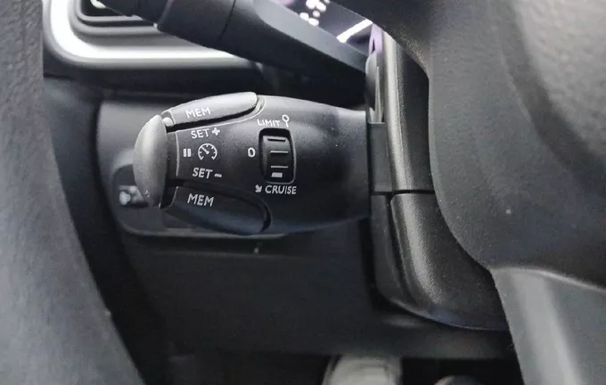CITROEN C3 PureTech 83 S&S BVM5 YOU! photo 19 946334