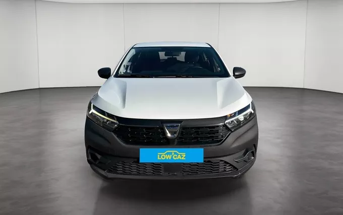 DACIA SANDERO SCe 75 Access extérieur avant 213613