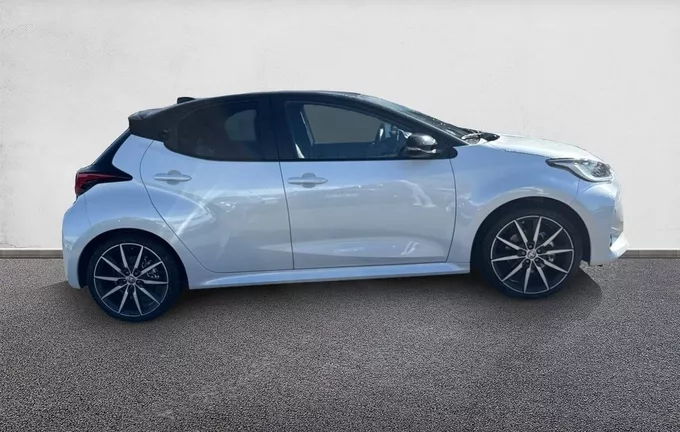 TOYOTA YARIS Hybride 130h GR Sport extérieur côté droit 66998