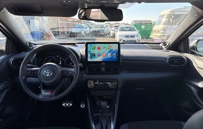 TOYOTA YARIS Hybride 130h GR Sport photo 18 66998