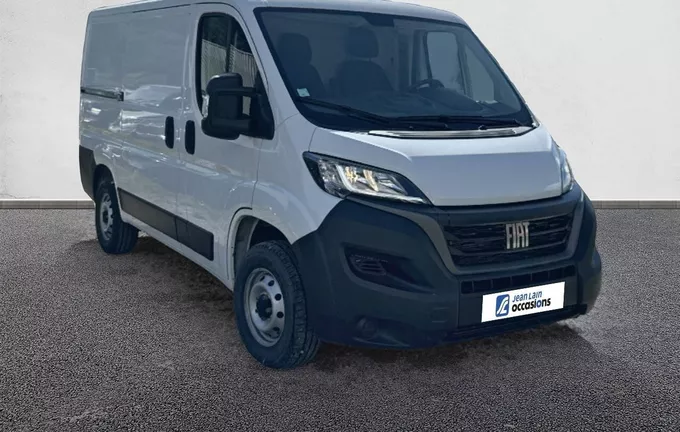 FIAT DUCATO FOURGON TOLE 3.0 C H1 H3-POWER 140 CH PACK PRO LOUNGE CONNECT extérieur trois quart avant droit 106225