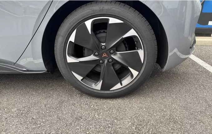 CUPRA BORN 204 ch One photo 12 3969