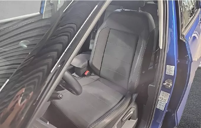 VOLKSWAGEN T-ROC 2.0 TDI 150 Start/Stop DSG7 Style extérieur trois quart arrière droit 2129474