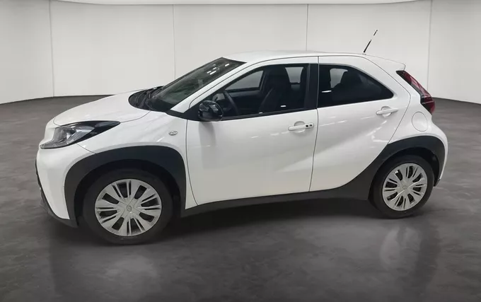 TOYOTA AYGO X 1.0 VVT-i 72 Dynamic extérieur côté gauche 1103945