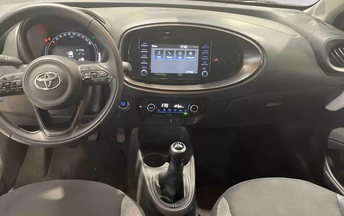 TOYOTA AYGO X 1.0 VVT-i 72 Dynamic photo 14 1103945