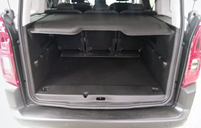 CITROEN BERLINGO Diesel 100 ch M Manuelle Max extérieur arrière 058102