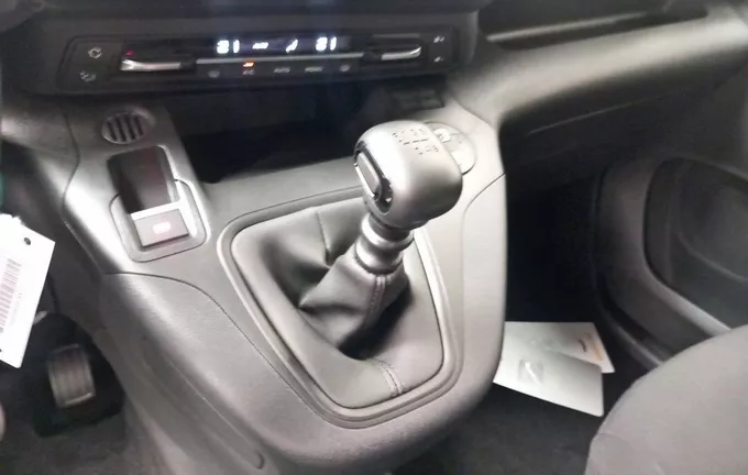 CITROEN BERLINGO Diesel 100 ch M Manuelle Max photo 14 058102